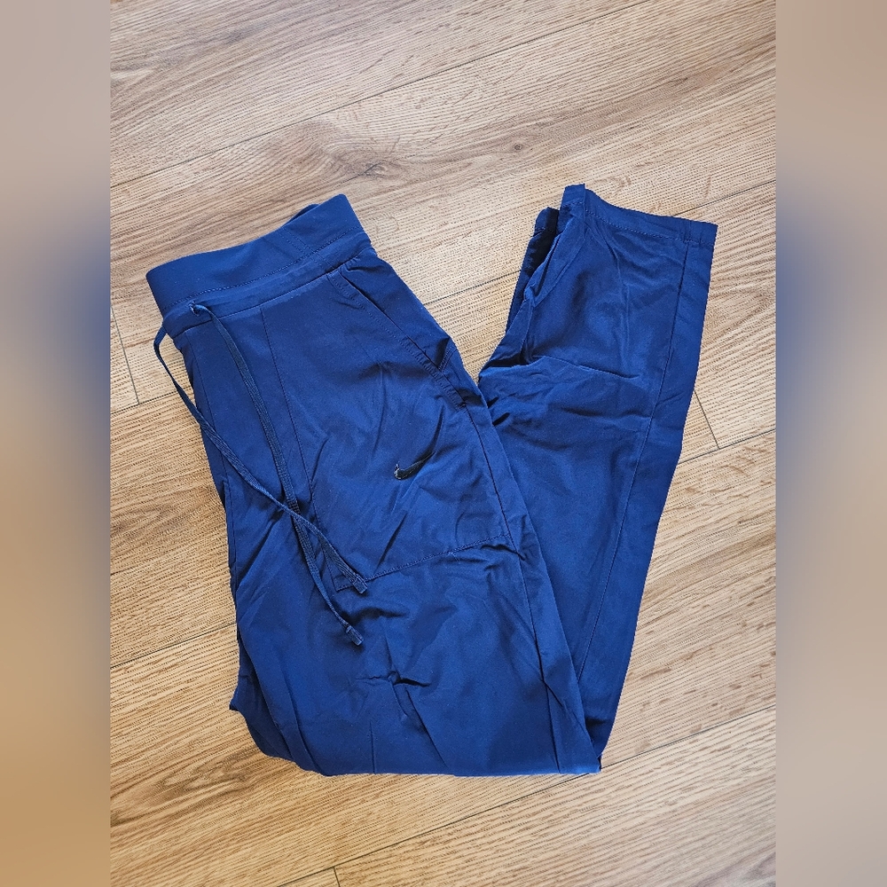 Nike Woman's Navy Joggers